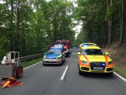 Verkehrsunfall mit eingeklemmter Person